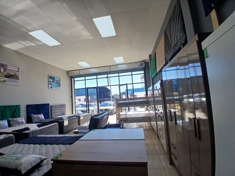 To Let Commercial Property for Rent in Lower Bo-dorp North West